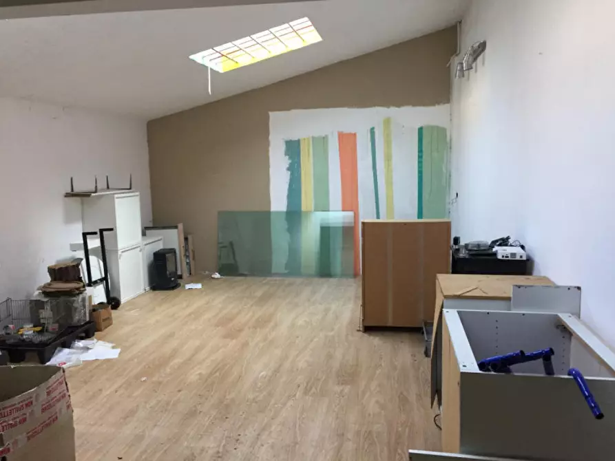 Immagine 7 di Laboratorio in vendita  in Via Marconi 4/B a Torbole Casaglia