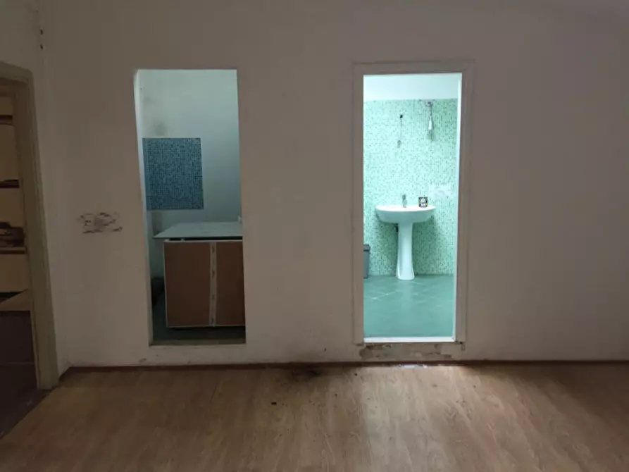 Immagine 9 di Laboratorio in vendita  in Via Marconi 4/B a Torbole Casaglia