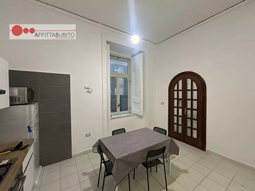 Immagine 1 di Camera in affitto  in via san nicandro 9 a Napoli