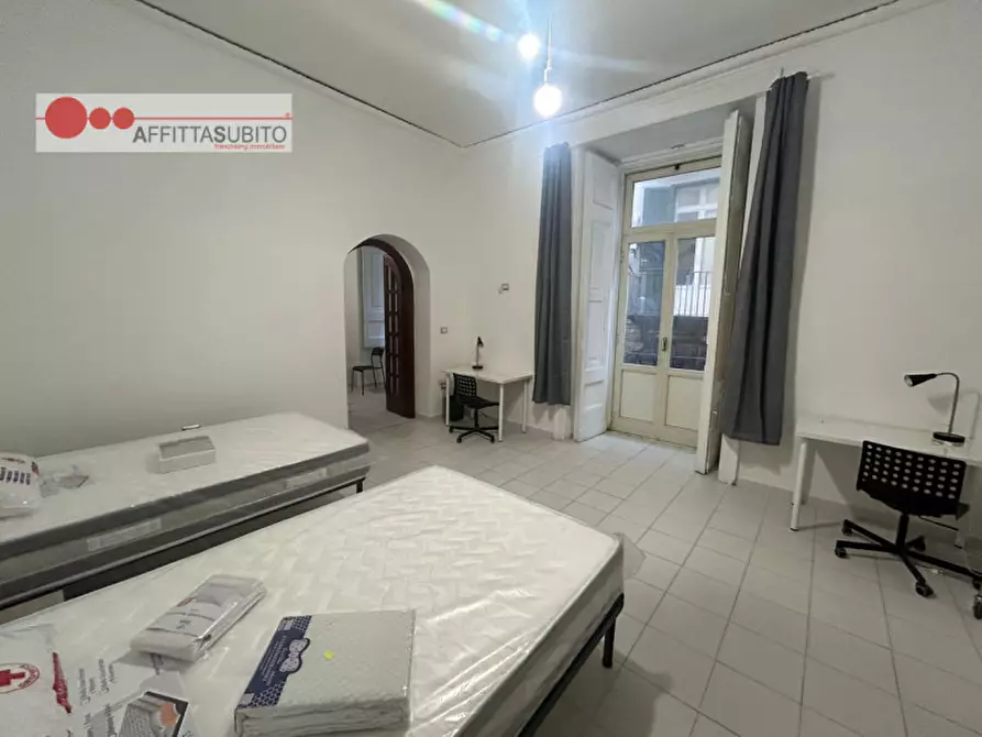 Immagine 20 di Camera in affitto  in via san nicandro 9 a Napoli