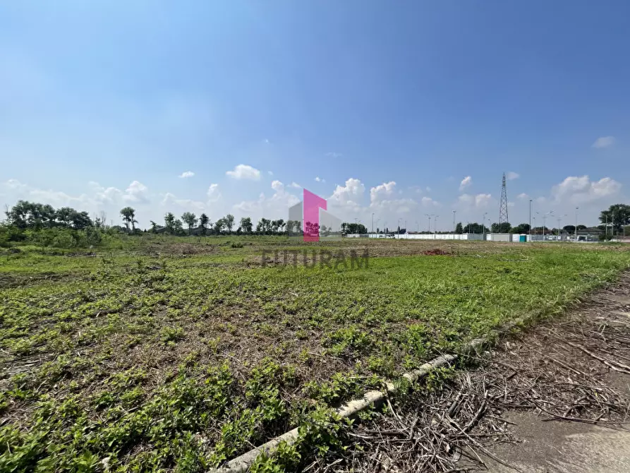 Immagine 2 di Terreno in vendita  in via martiri della libertà a Camposampiero