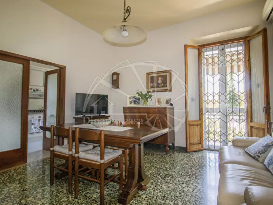Immagine 1 di Casa indipendente in vendita  a Calenzano