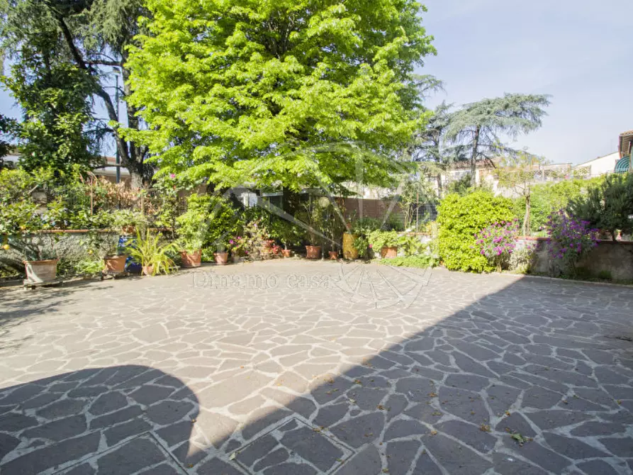 Immagine 17 di Casa indipendente in vendita  a Calenzano