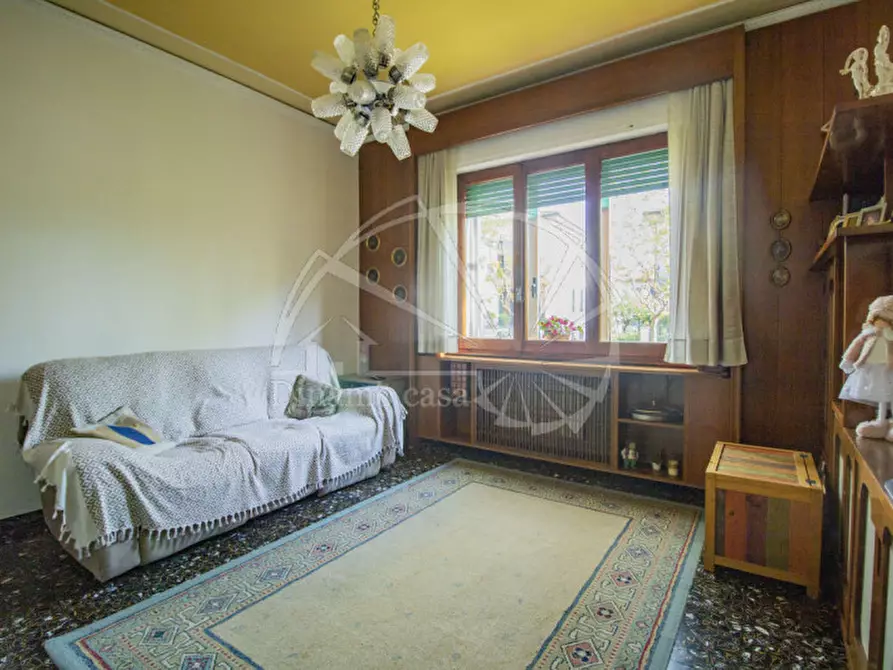 Immagine 18 di Casa indipendente in vendita  a Calenzano