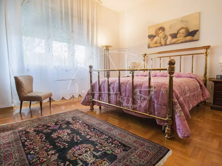 Immagine 38 di Casa indipendente in vendita  a Calenzano