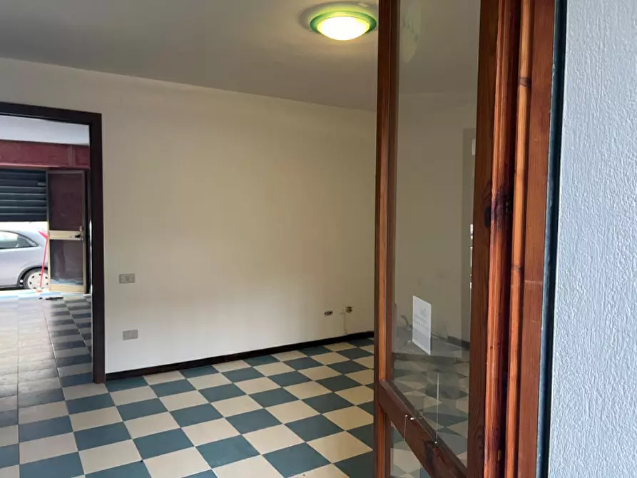 Immagine 5 di Ufficio in vendita  a Quartu Sant'elena
