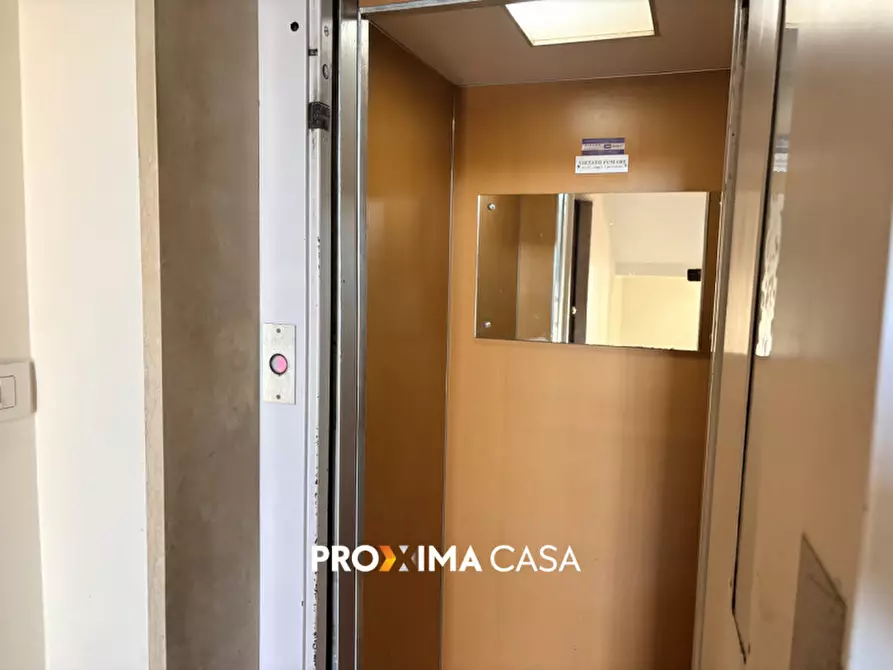 Immagine 39 di Appartamento in vendita  in Via Gelso 9 a Salerno