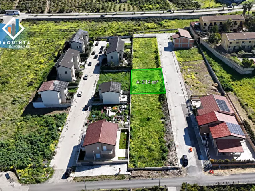 Immagine 1 di Terreno in vendita  in c.da Grassurelle snc a Palagonia