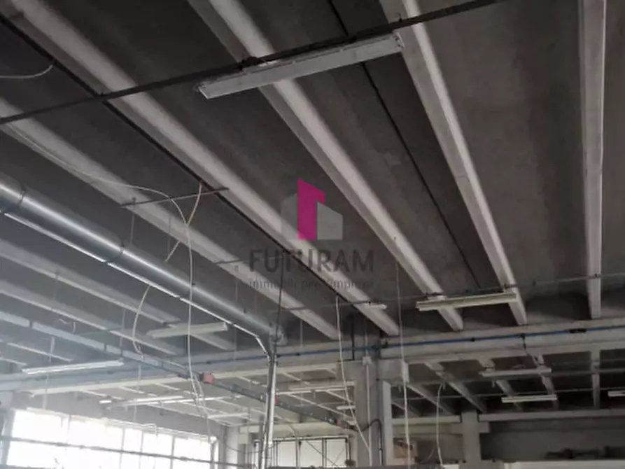 Immagine 4 di Capannone industriale in affitto  in via roma a Marostica