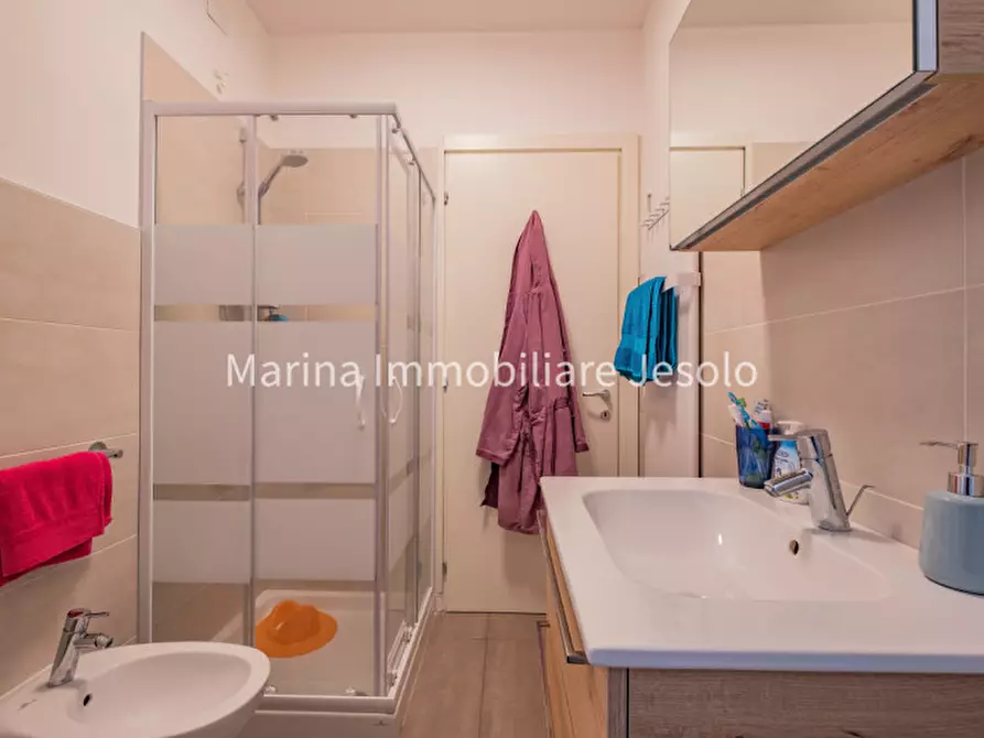 Immagine 25 di Appartamento in vendita  in via monti a Jesolo