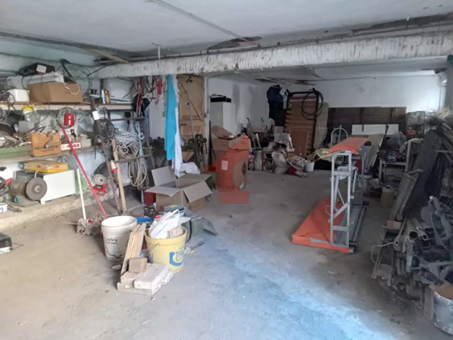 Immagine 9 di Garage in vendita  in via ludovico Ariosto 7 a Parma