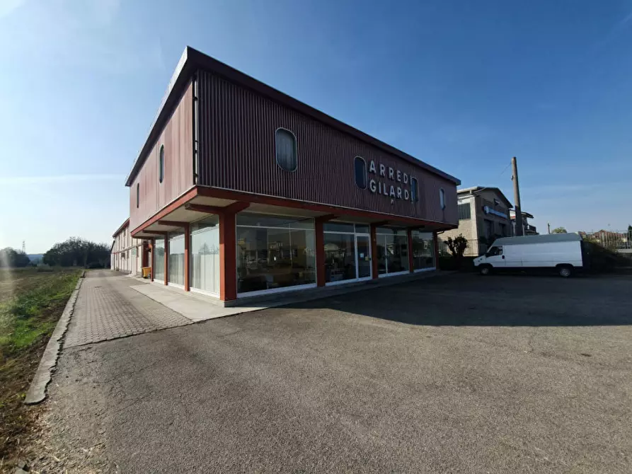 Immagine 2 di Capannone industriale in vendita  in Strada Provinciale per Casale Monferrato 31 bis a Trino Vercellese