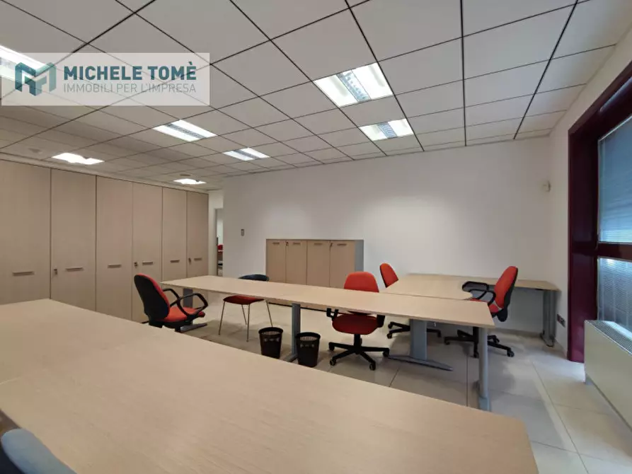 Immagine 3 di Ufficio in affitto  in via sottosengia a Sant'ambrogio Di Valpolicella