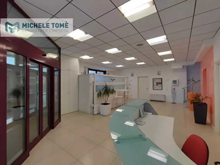 Immagine 12 di Ufficio in affitto  in via sottosengia a Sant'ambrogio Di Valpolicella