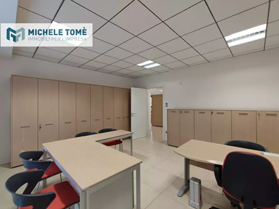 Immagine 16 di Ufficio in affitto  in via sottosengia a Sant'ambrogio Di Valpolicella