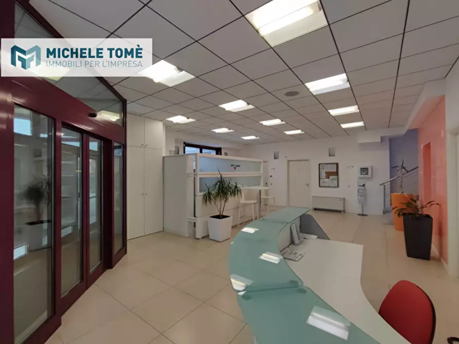 Immagine 23 di Ufficio in affitto  in via sottosengia a Sant'ambrogio Di Valpolicella