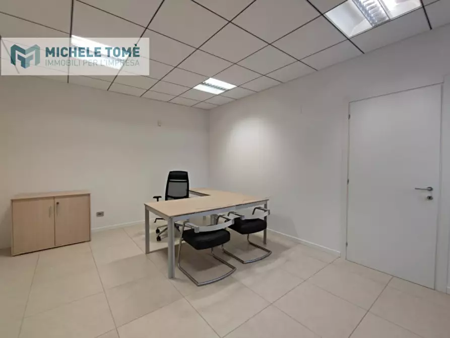 Immagine 25 di Ufficio in affitto  in via sottosengia a Sant'ambrogio Di Valpolicella
