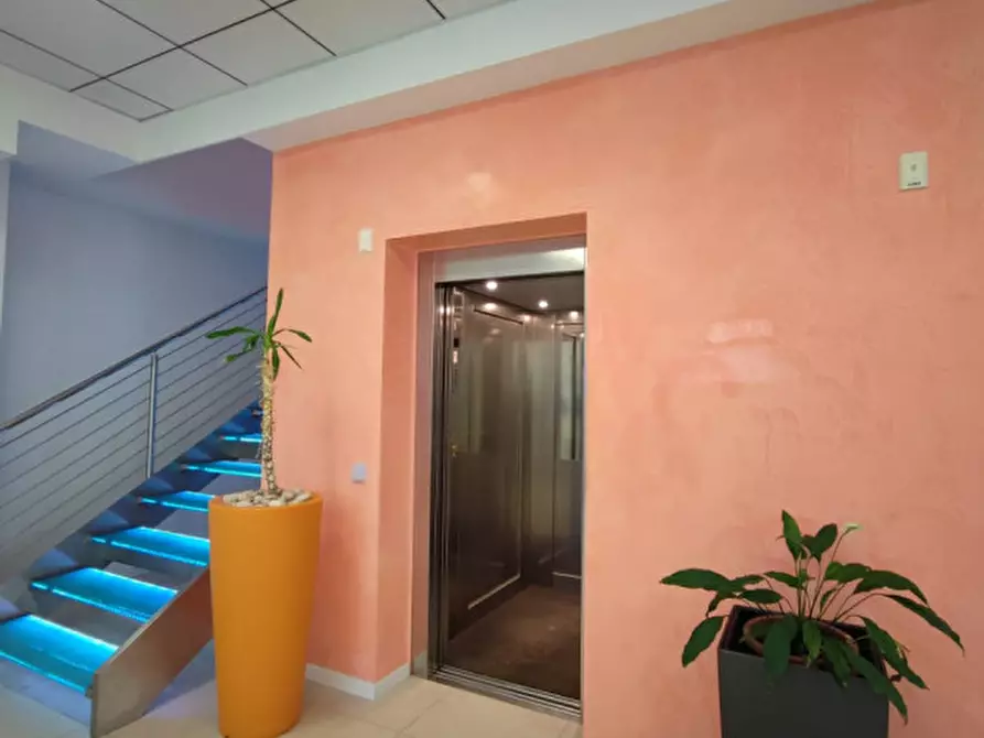 Immagine 26 di Ufficio in affitto  in via sottosengia a Sant'ambrogio Di Valpolicella