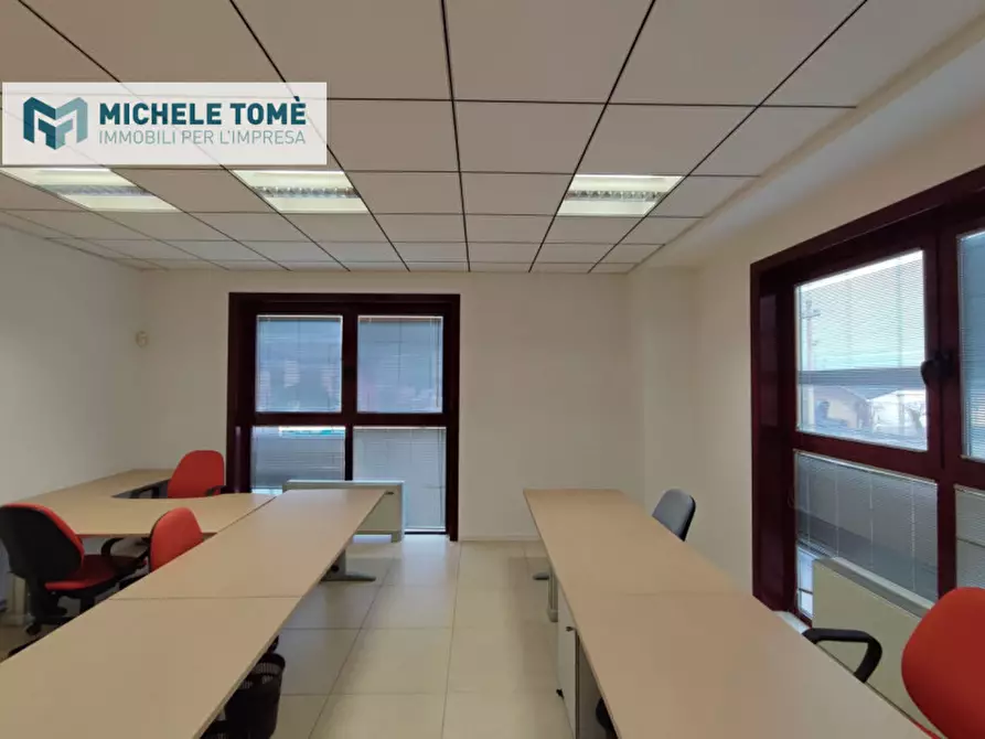 Immagine 30 di Ufficio in affitto  in via sottosengia a Sant'ambrogio Di Valpolicella