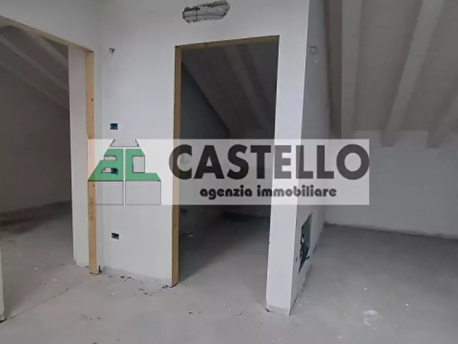 Immagine 4 di Casa quadrifamiliare in vendita  in Via roma a Campodarsego