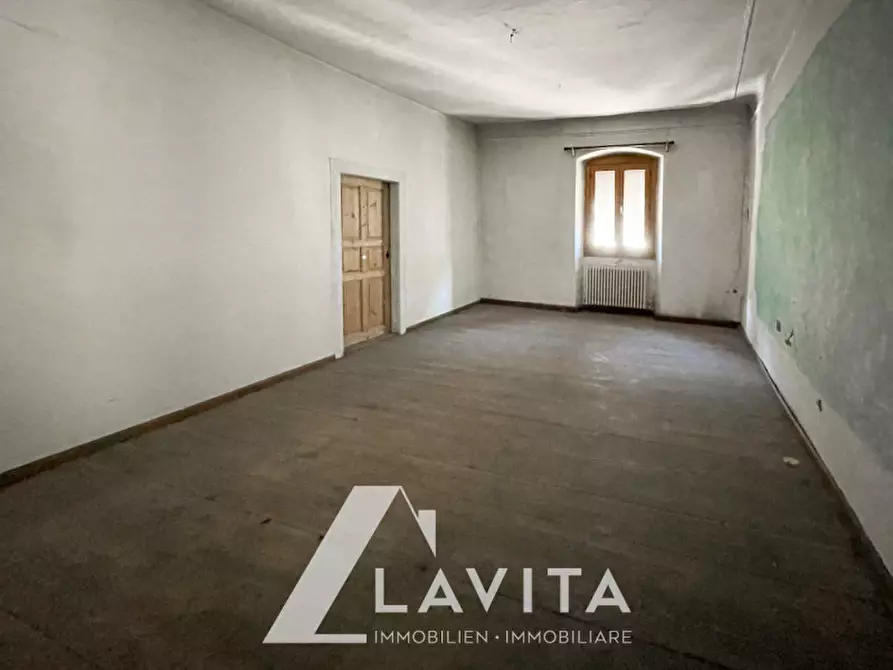 Immagine 13 di Palazzo in vendita  in Piazza Cesare Battisti a Salorno .Salurn.