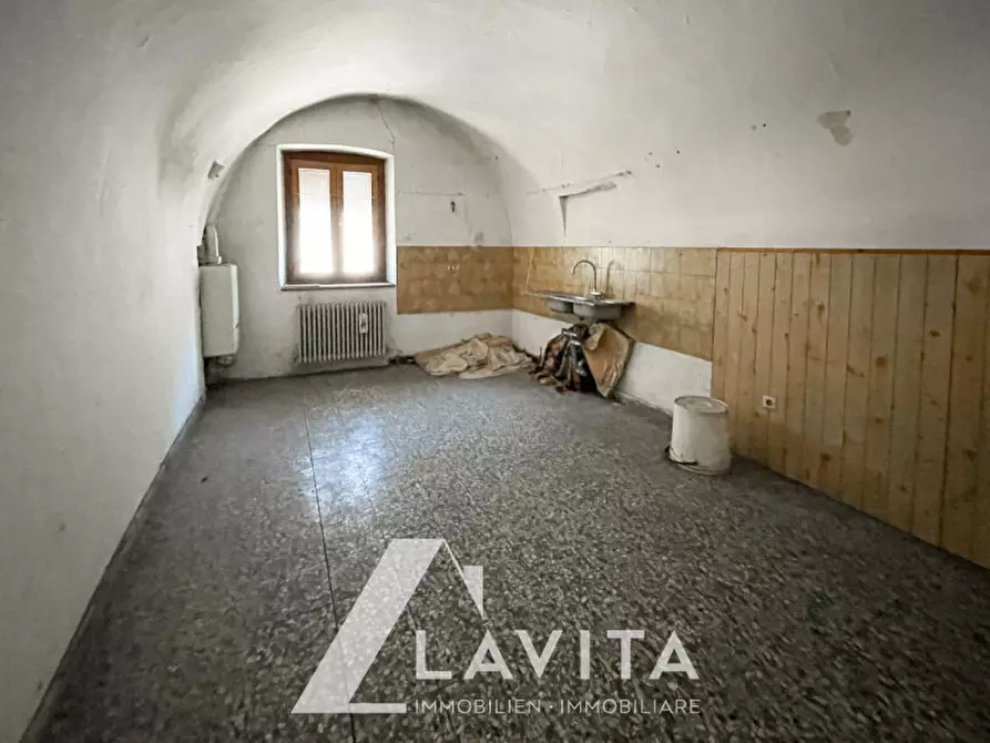 Immagine 15 di Palazzo in vendita  in Piazza Cesare Battisti a Salorno .Salurn.