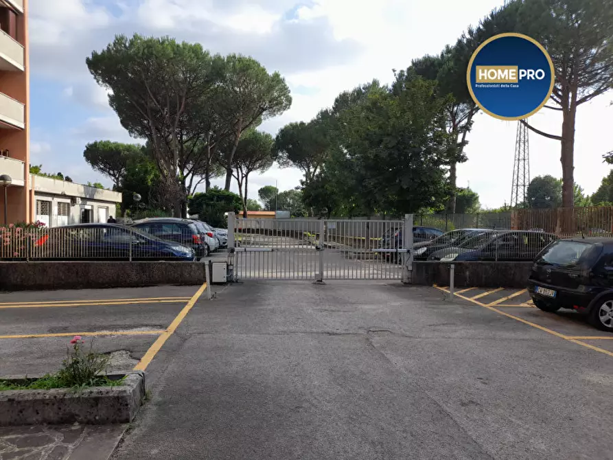 Immagine 1 di Posto auto in vendita  in via Pollenza a Roma