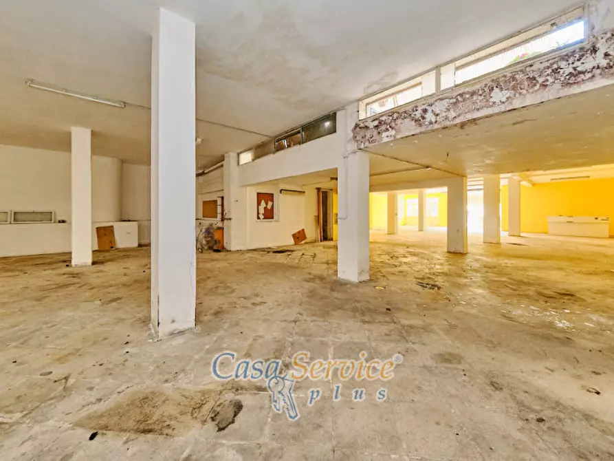Immagine 11 di Capannone industriale in vendita  in Via Petrarca a Gallipoli