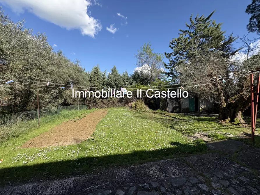 Immagine 34 di Casa indipendente in vendita  in Sanfatucchio a Castiglione Del Lago