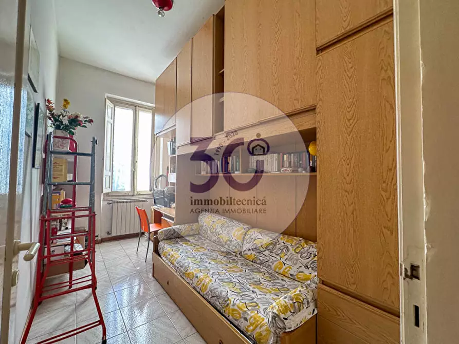 Immagine 14 di Appartamento in vendita  in Via Trento e Trieste a Arezzo