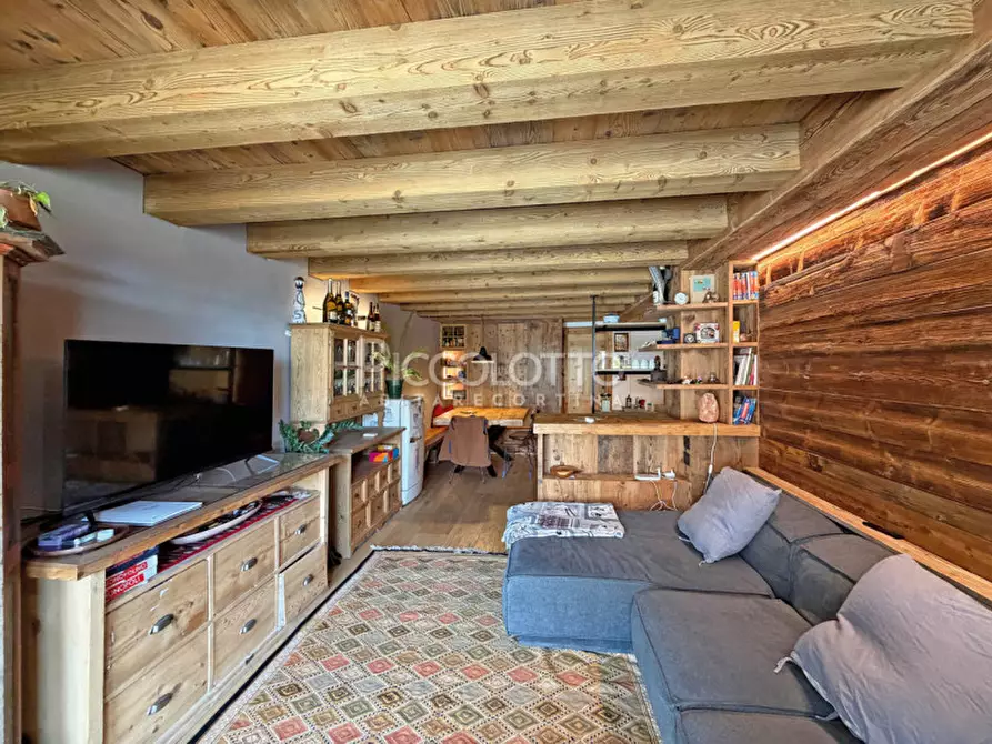 Immagine 5 di Appartamento in vendita  in via Ronco a Cortina D'ampezzo