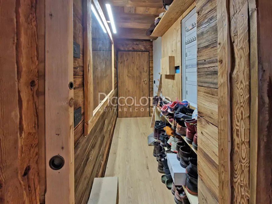 Immagine 15 di Appartamento in vendita  in via Ronco a Cortina D'ampezzo