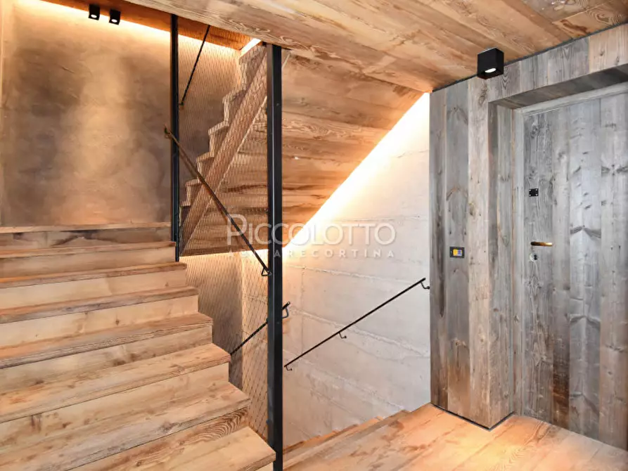 Immagine 22 di Appartamento in vendita  in via Ronco a Cortina D'ampezzo