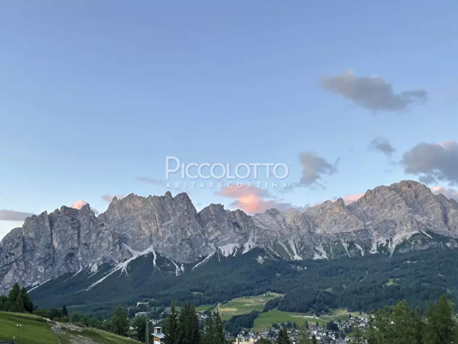 Immagine 25 di Appartamento in vendita  in via Ronco a Cortina D'ampezzo