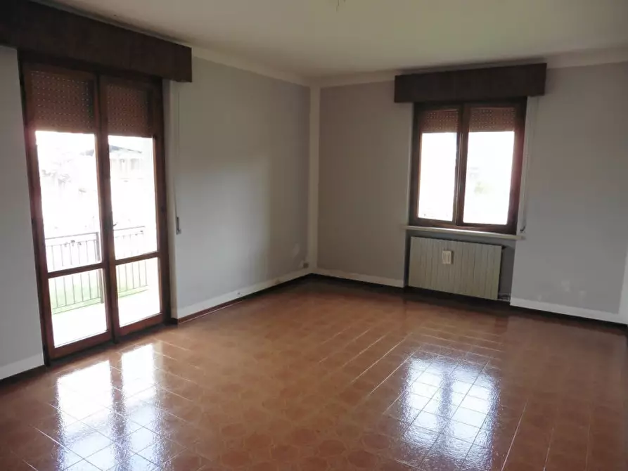 Immagine 1 di Appartamento in vendita  in via Montemezzi 17 a Vigasio