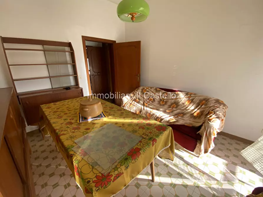 Immagine 5 di Casa indipendente in vendita  in Via Firenze a Castiglione Del Lago