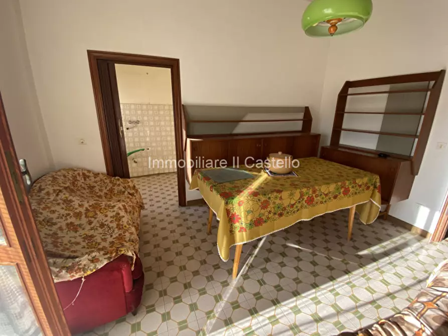 Immagine 6 di Casa indipendente in vendita  in Via Firenze a Castiglione Del Lago