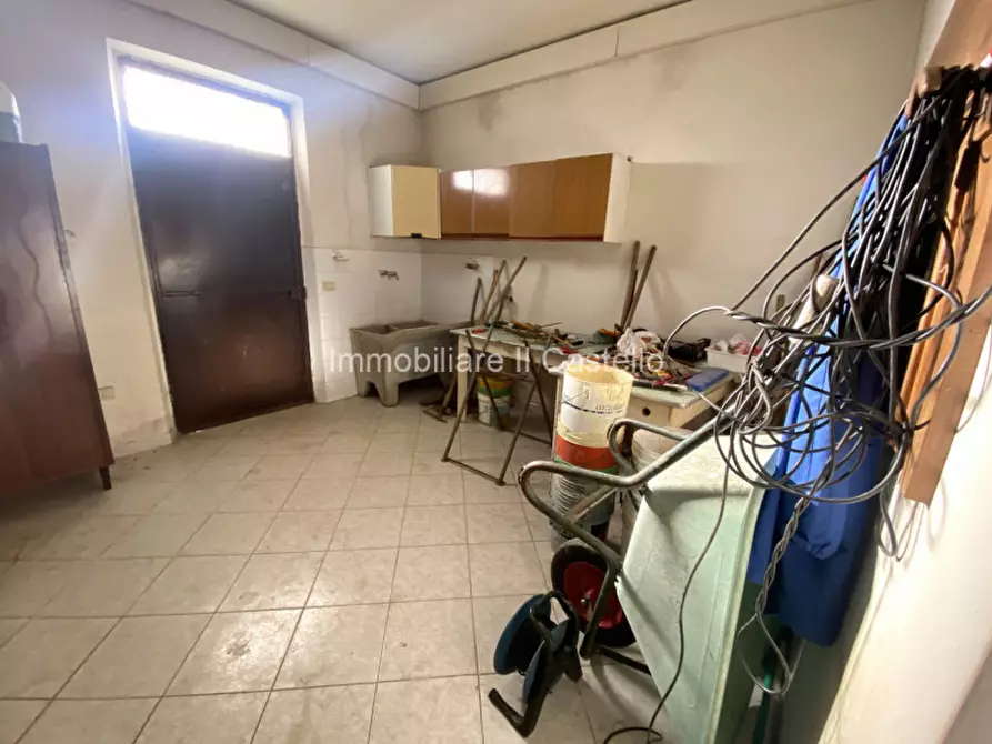 Immagine 20 di Casa indipendente in vendita  in Via Firenze a Castiglione Del Lago