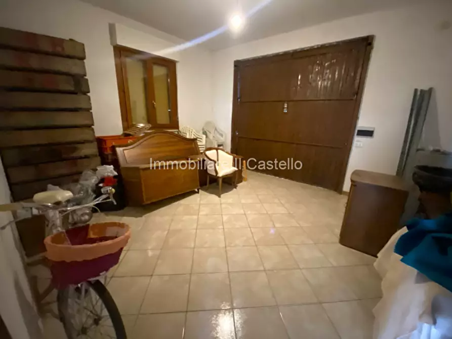 Immagine 22 di Casa indipendente in vendita  in Via Firenze a Castiglione Del Lago