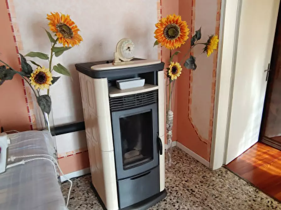 Immagine 8 di Casa trifamiliare in vendita  in Via Longhin a Giavera Del Montello