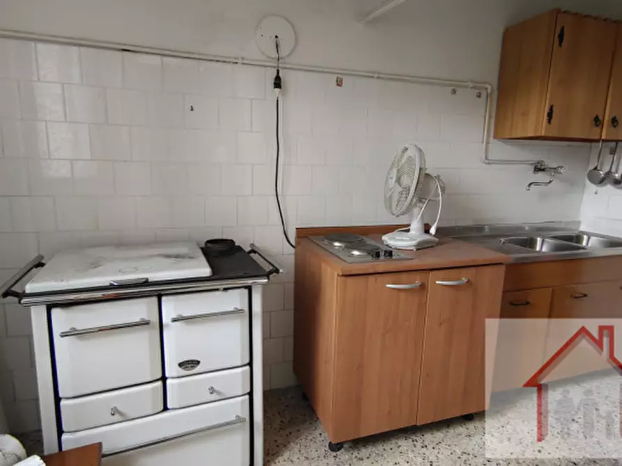 Immagine 14 di Casa trifamiliare in vendita  in Via Longhin a Giavera Del Montello