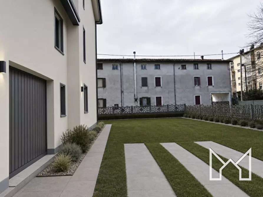 Immagine 8 di Casa indipendente in vendita  a Cartigliano
