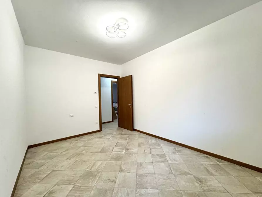 Immagine 13 di Appartamento in vendita  in via Marconi a Lugo Di Vicenza