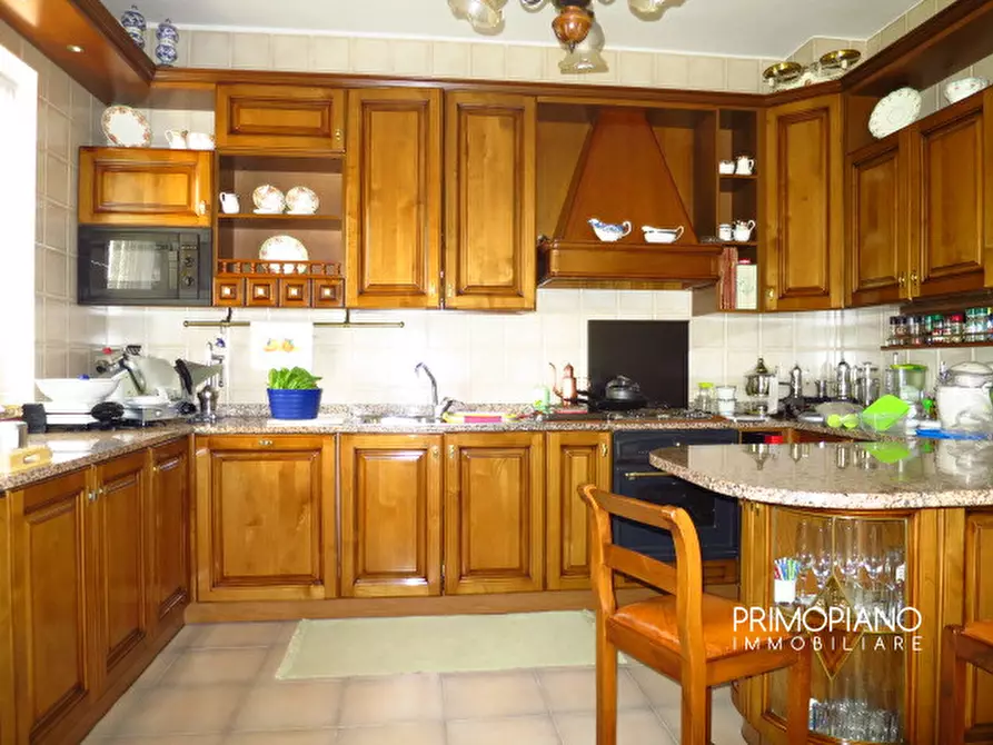 Immagine 25 di Villa in vendita  in Viale 4 Novembre a Ala