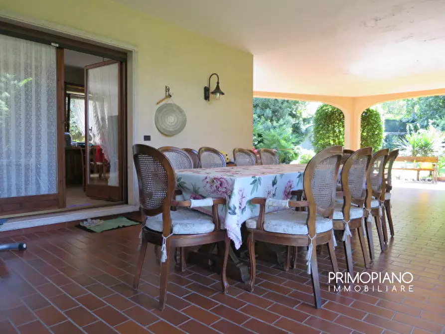 Immagine 29 di Villa in vendita  in Viale 4 Novembre a Ala