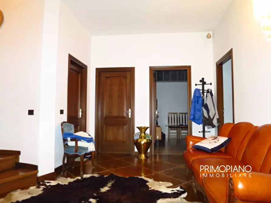 Immagine 43 di Villa in vendita  in Viale 4 Novembre a Ala