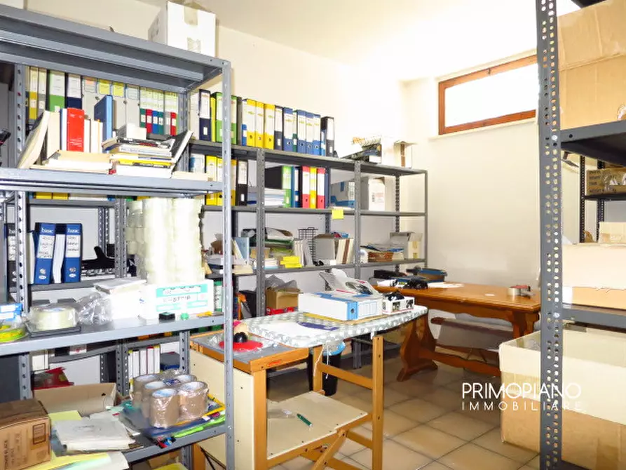 Immagine 46 di Villa in vendita  in Viale 4 Novembre a Ala