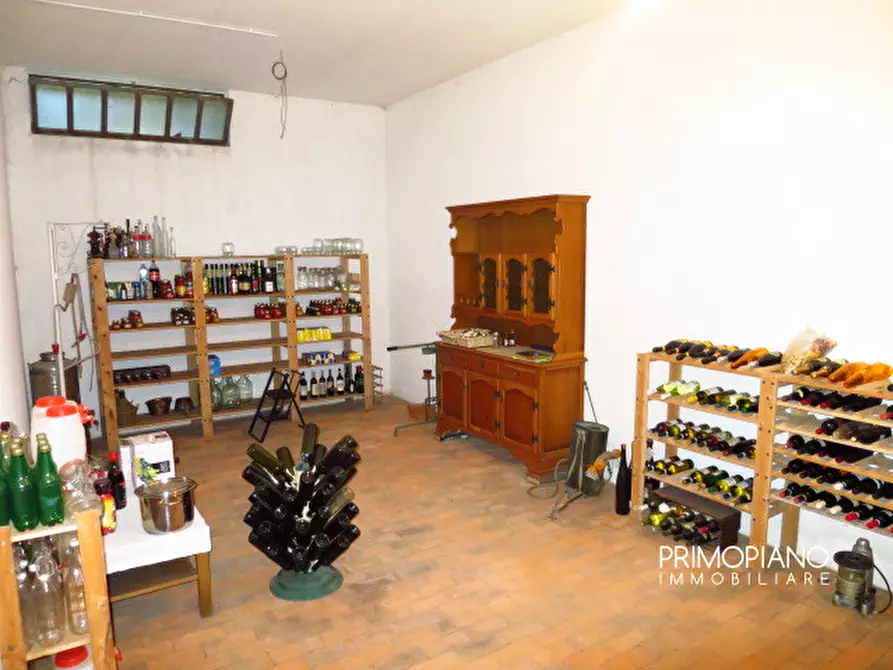 Immagine 47 di Villa in vendita  in Viale 4 Novembre a Ala