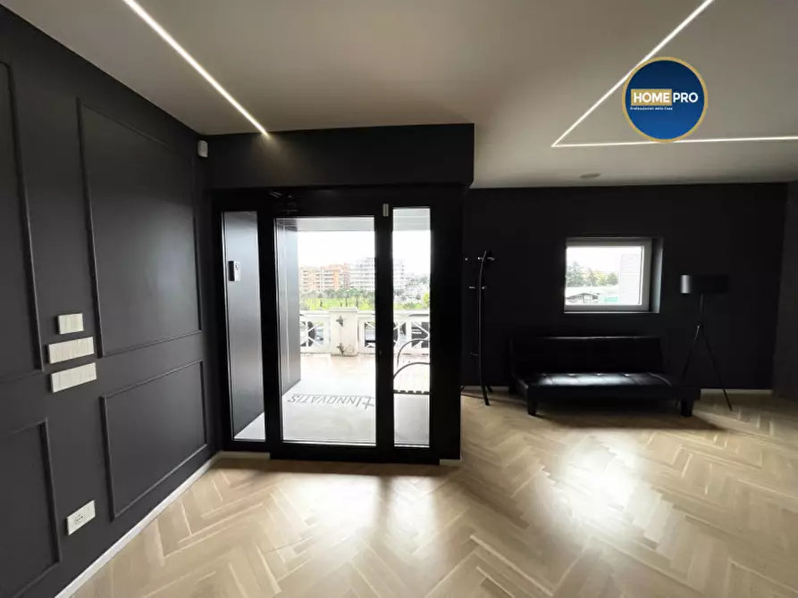 Immagine 16 di Ufficio in affitto  in via Jacopo Passavanti a Roma