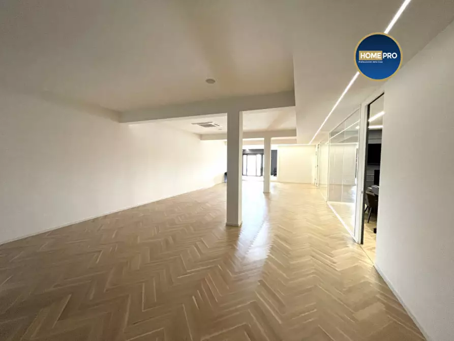 Immagine 19 di Ufficio in affitto  in via Jacopo Passavanti a Roma